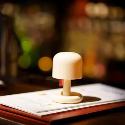 Lunéra | Mini Lampe Solaire – Éclat du Crépuscule et Atmosphère Paisible