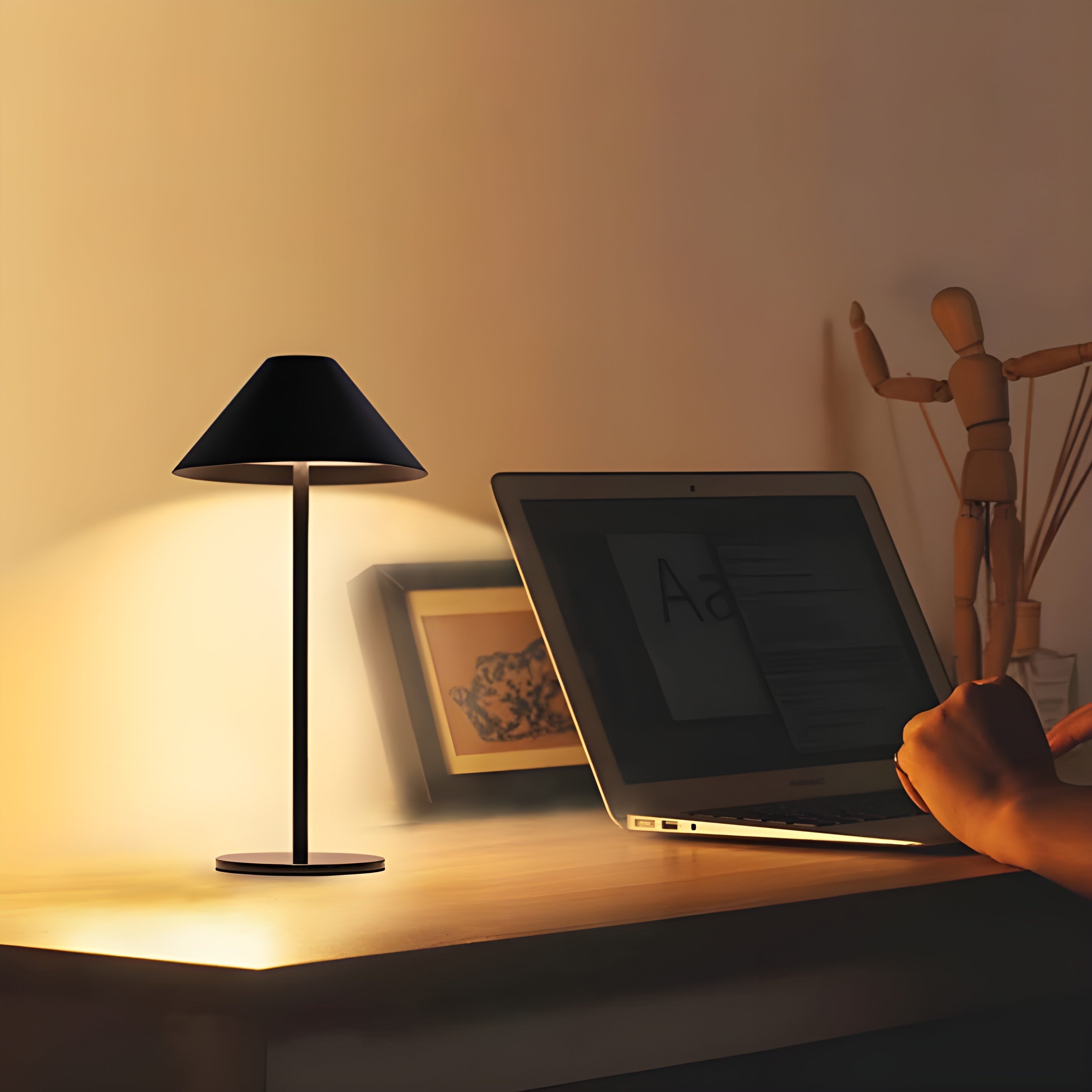 Clairune | Lampe de Table LED Sans Fil – Étanche & Élégante Noir