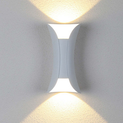Élorna | Applique Murale LED Extérieure – Style Chic et Durable Blanc