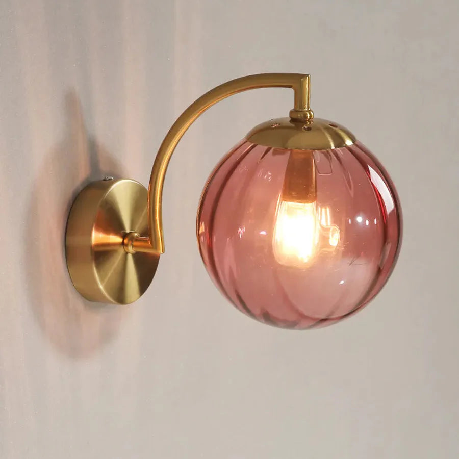 Éranis | Applique Murale – Design de Candélabre et Finition Raffinée Rouge vin