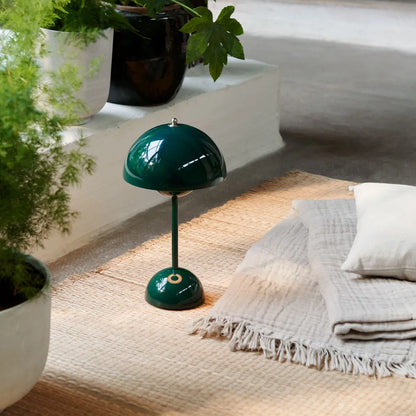 Erylia | Lampe de Table LED – Éclairage Moderne et Élégant Vert