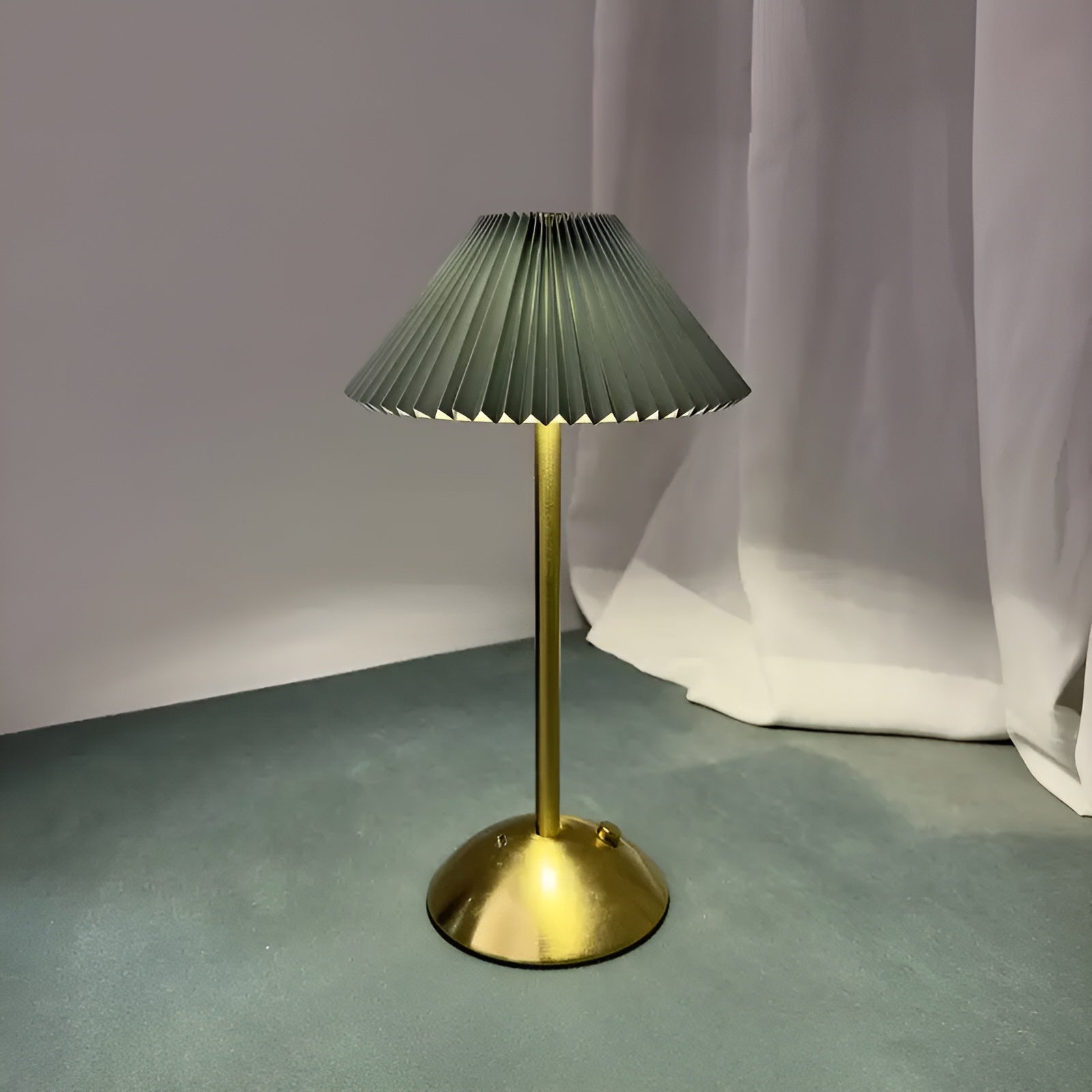 Éryna | Lampe Sans Fil – Lumière Ajustable et Style Minimaliste