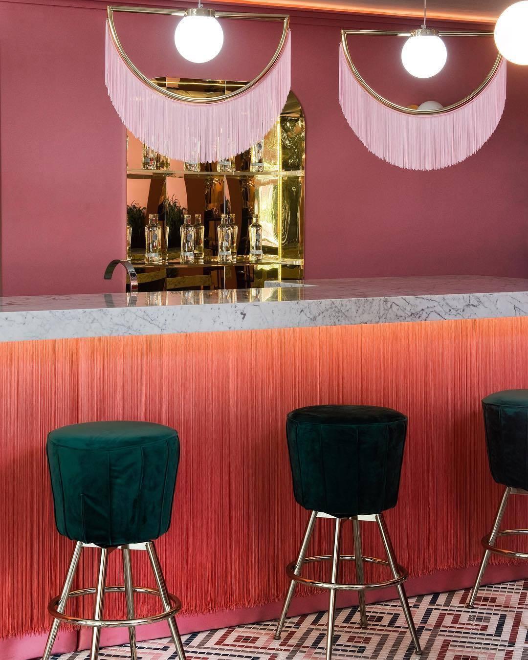 Frangoria | Suspension Bohème – Glamour Années 30 et Ambiance Colorée