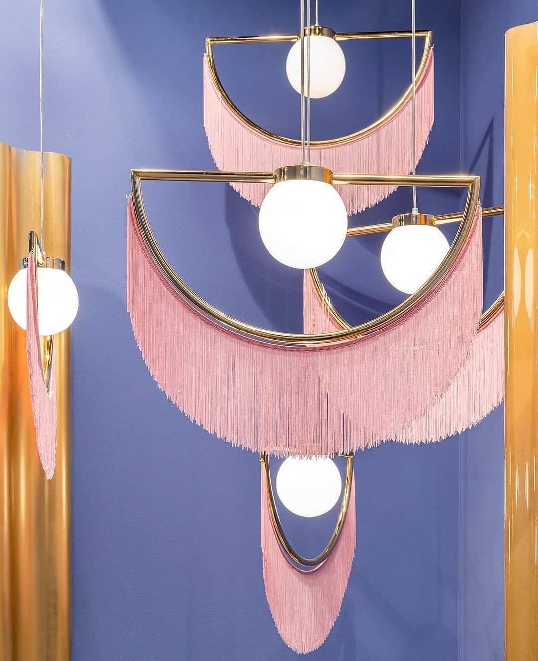 Frangoria | Suspension Bohème – Glamour Années 30 et Ambiance Colorée