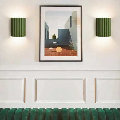 Nivoria | Applique Murale – Accents Plissés et Atmosphère Chic