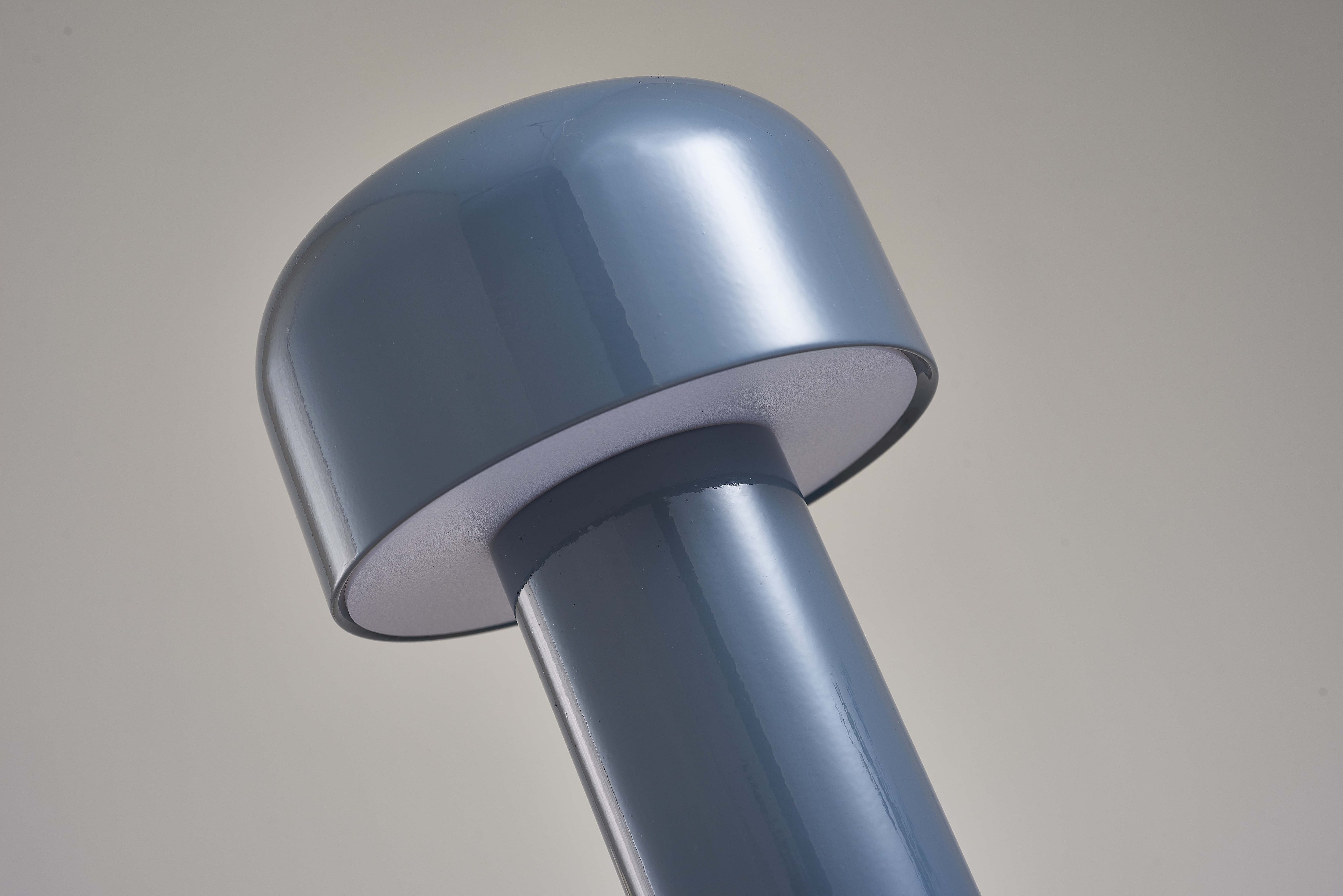 LumiAuréa | Lampe de Table – Élégance Intemporelle et Éclairage Sans Fil