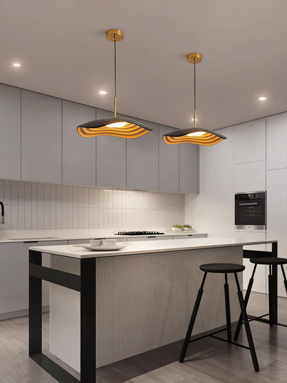 Maréva | Suspension LED – Courbes Élégantes et Éclat Raffiné