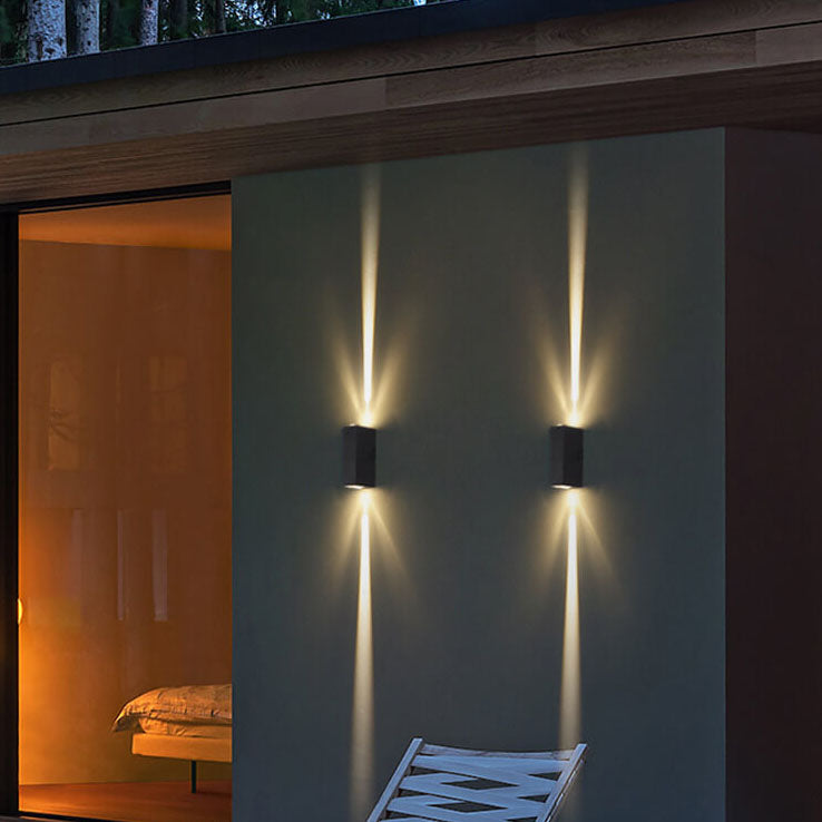 Noctéra | Applique Murale LED Extérieure – Design Moderne et Étanchéité Élégante Grande - Un Faisceau Principal Haut & Bas Dimmable