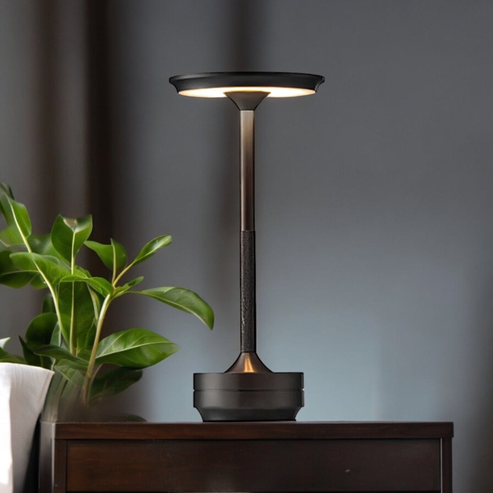 Orrenza | Lampe de Table – Design Moderne et Rechargeable avec Éclairage Dimmable Noir