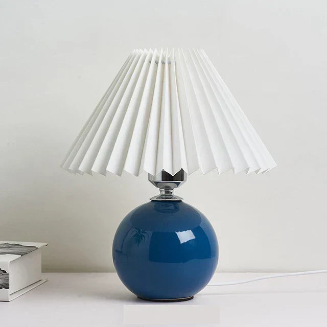 Orsélia | Lampe de Table Vintage – Abat-jour Plissé et Ambiance Élégante Bleu et Blanc