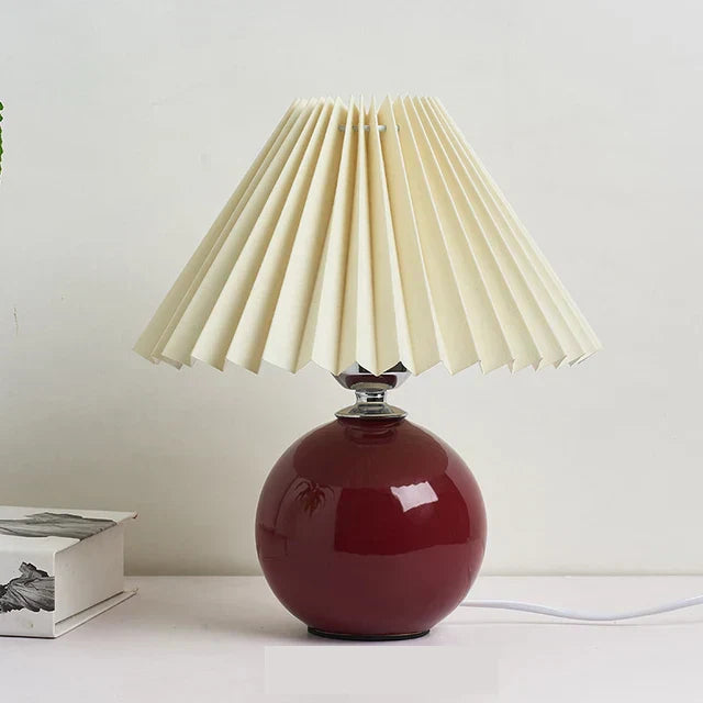 Orsélia | Lampe de Table Vintage – Abat-jour Plissé et Ambiance Élégante Vin et Beige