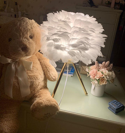 Plumélia | Lampe de Table – Abat-jour plume halo chaleureux