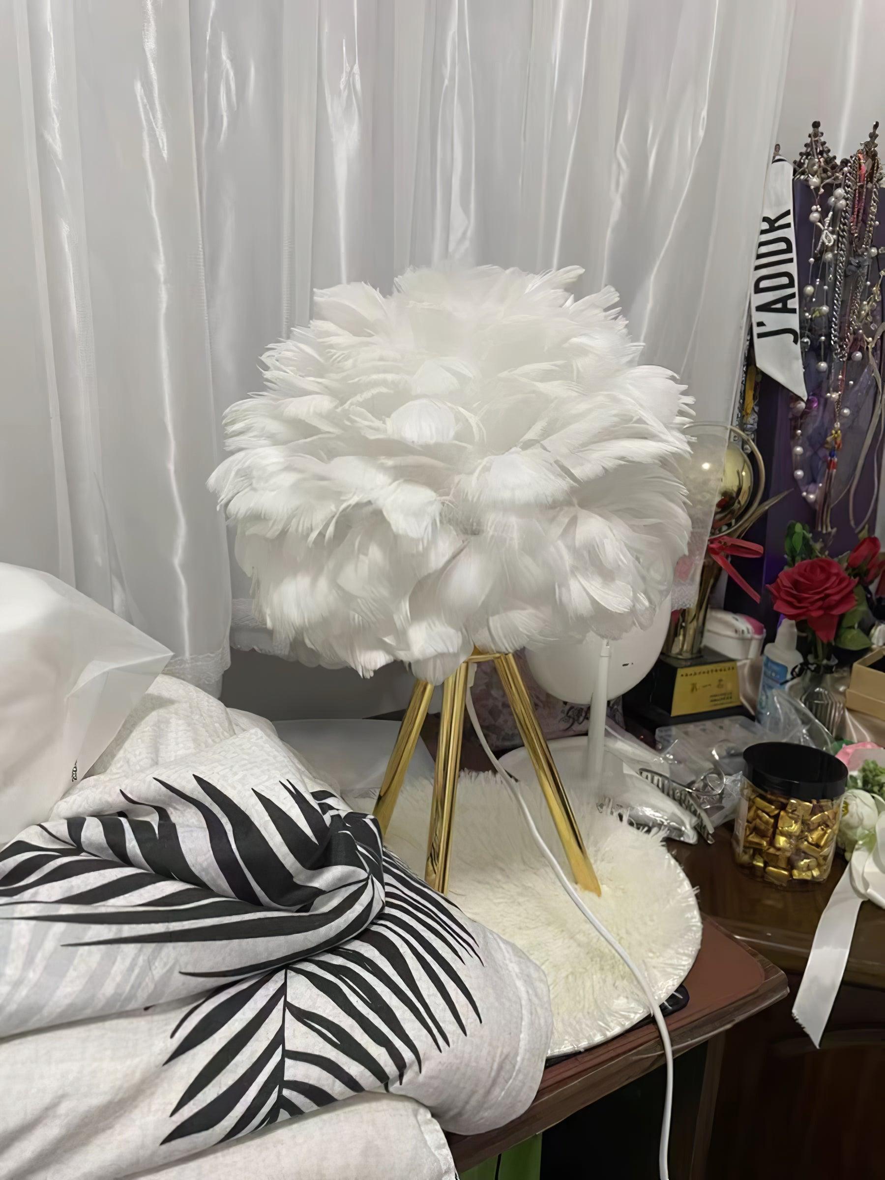 Plumélia | Lampe de Table – Abat-jour plume halo chaleureux