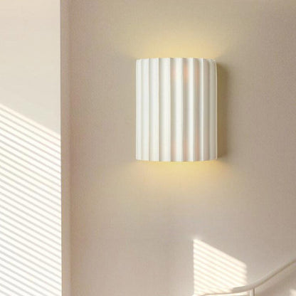 Nivoria | Applique Murale – Accents Plissés et Atmosphère Chic