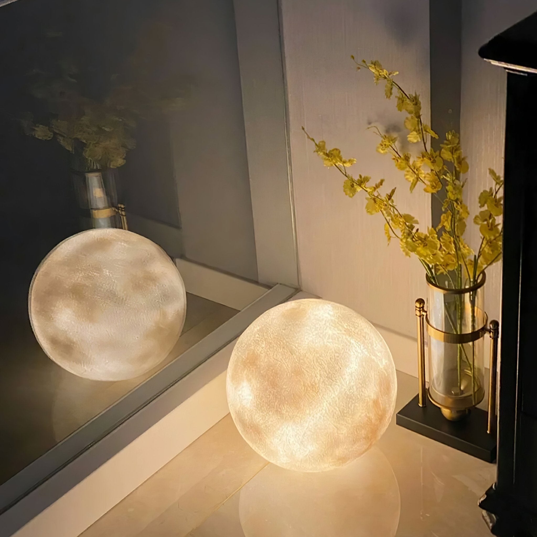 Séléné | Lampe de Table – Surface lunaire lumière douce