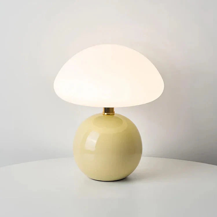 Valéora | Lampe de Table – Inspiration Bauhaus et Élégance Unique Beige