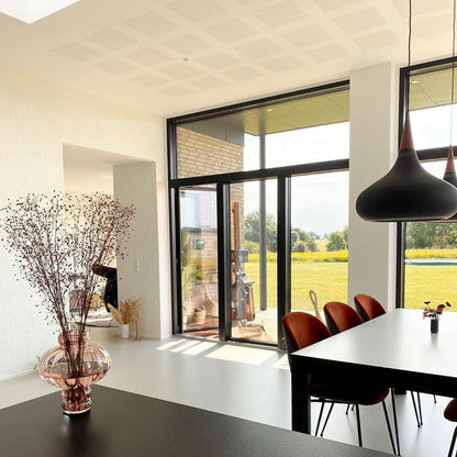 Veléandre | Lampe Suspendue – Verre blanc finitions or et noir